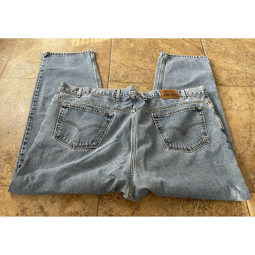 Levi's Signature Relaxed Fit 540 Size 50x30 (48X30 ) Faded Blue Denim